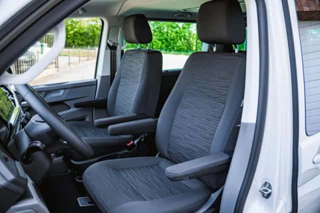 Volkswagen Transporter (2024) thumbnail 5