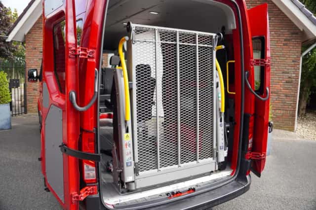 Volkswagen Crafter (2022) thumbnail 1