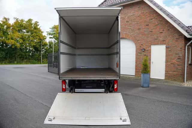 Ford Transit (2022) thumbnail 1