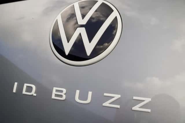 Volkswagen ID. Buzz (2026) thumbnail 2