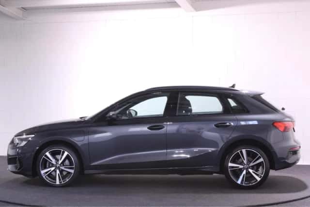 Audi A3 (2023) thumbnail 6