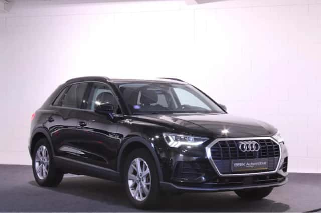 Audi Q3 (2021) thumbnail 6