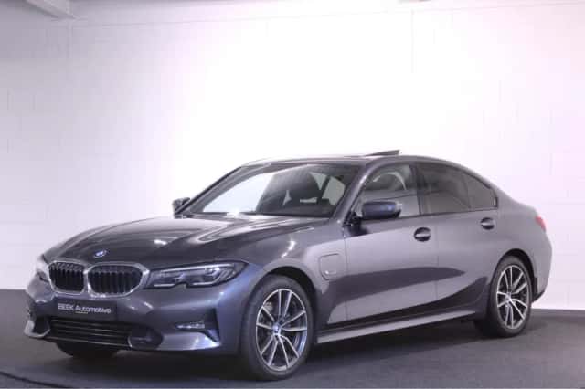 BMW 3-Serie (2021) thumbnail 1