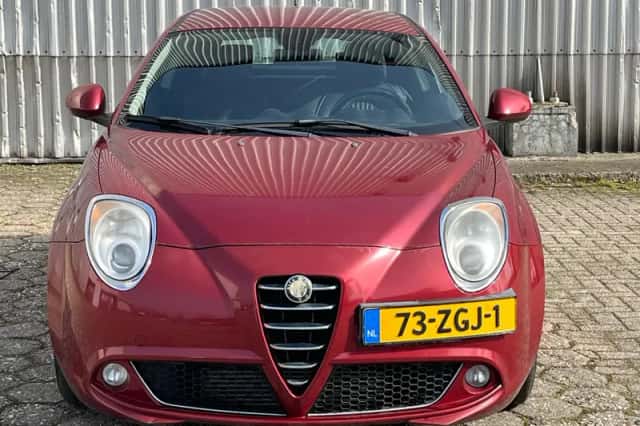 Alfa Romeo Mito (2012) thumbnail 2