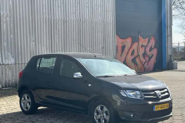Dacia Sandero (2016) thumbnail 5