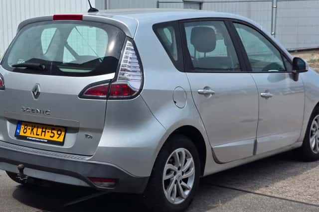 Renault Scénic (2013) thumbnail 4