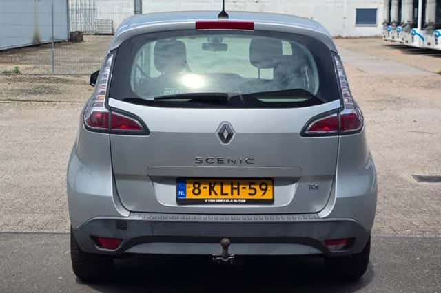 Renault Scénic (2013) thumbnail 5