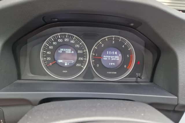 Volvo S60 (2012) thumbnail 5