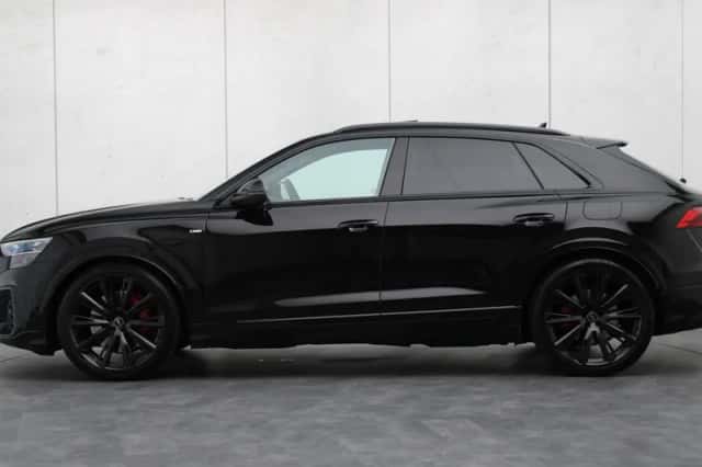 Audi Q8 (2025) thumbnail 2
