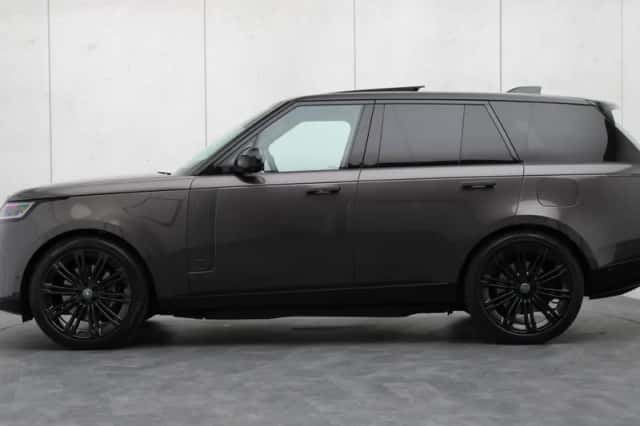 Land Rover Range Rover (2025) thumbnail 2
