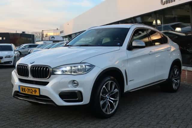 BMW X6 (2016) thumbnail 3