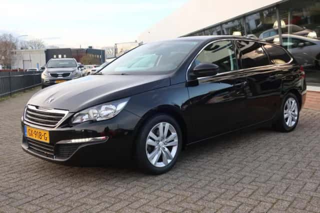 Peugeot 308 (2015) thumbnail 3