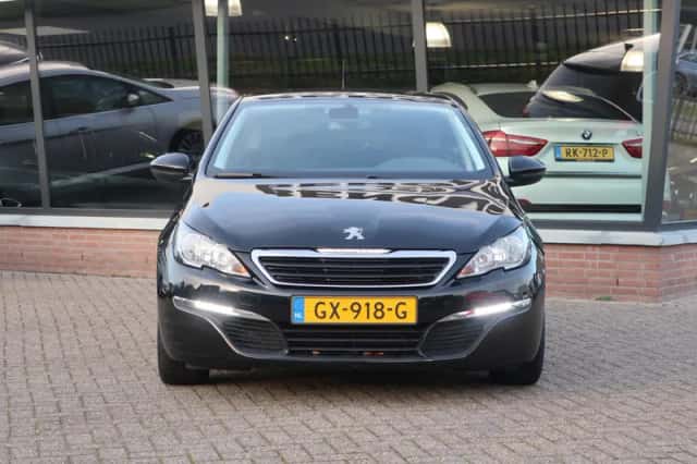 Peugeot 308 (2015) thumbnail 5