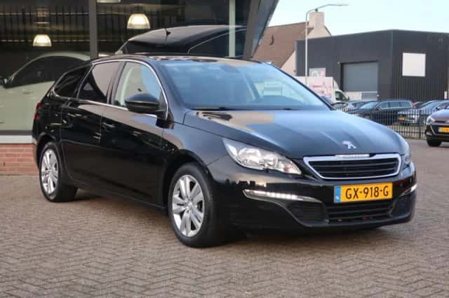 Peugeot 308 (2015) thumbnail 6