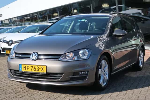 Volkswagen Golf (2017) thumbnail 1