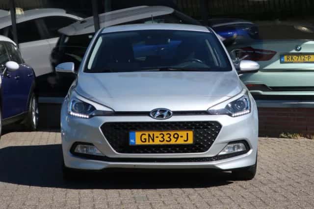 Hyundai i20 (2016) thumbnail 5