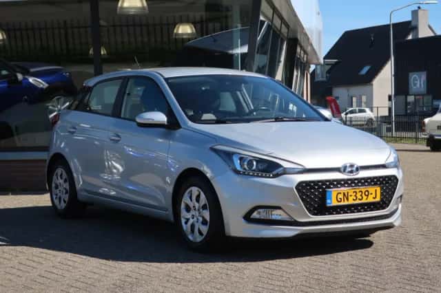 Hyundai i20 (2016) thumbnail 6