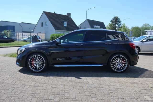 Mercedes-Benz GLA-Klasse (2018) thumbnail 5