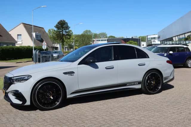 Mercedes-Benz E-Klasse (2025) thumbnail 4