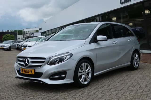 Mercedes-Benz B-Klasse (2016) thumbnail 3
