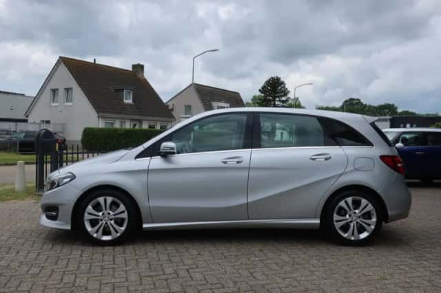 Mercedes-Benz B-Klasse (2016) thumbnail 4