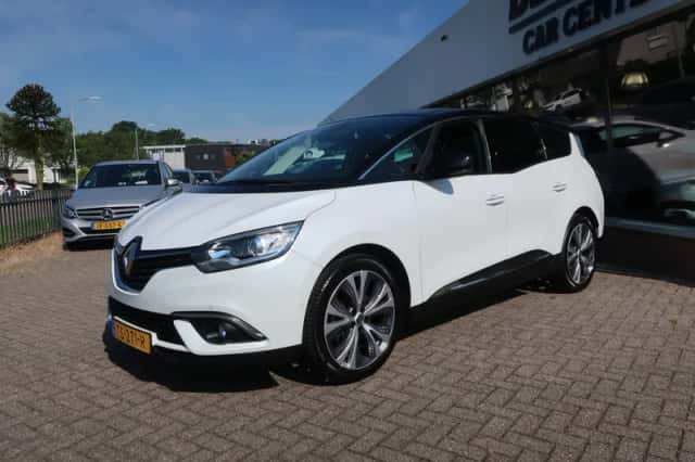 Renault Grand Scénic (2018) thumbnail 3