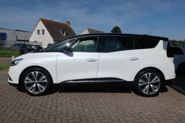Renault Grand Scénic (2018) thumbnail 4