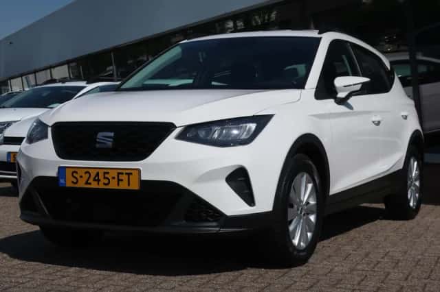 SEAT Arona (2022) thumbnail 1
