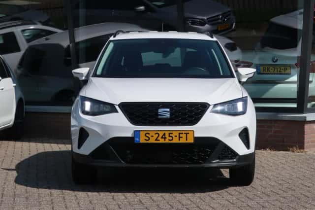 SEAT Arona (2022) thumbnail 5