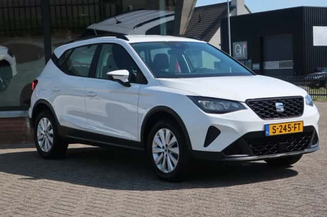 SEAT Arona (2022) thumbnail 6