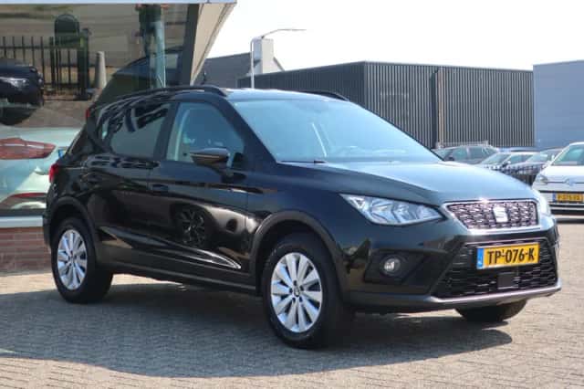 SEAT Arona (2018) thumbnail 6