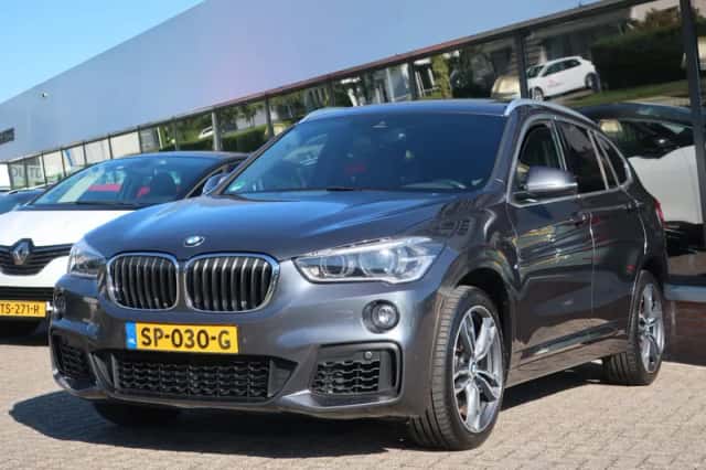 BMW X1 (2018) thumbnail 1