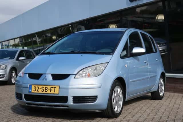 Mitsubishi Colt (2005) thumbnail 1