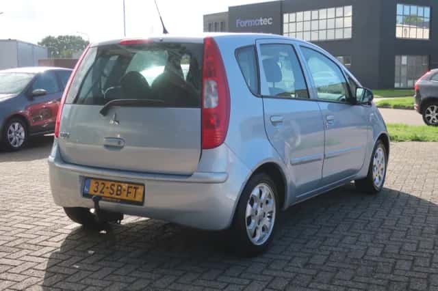 Mitsubishi Colt (2005) thumbnail 6