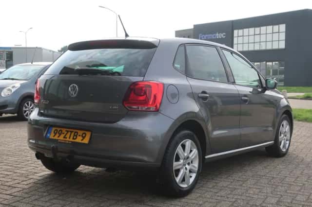 Volkswagen Polo (2013) thumbnail 6