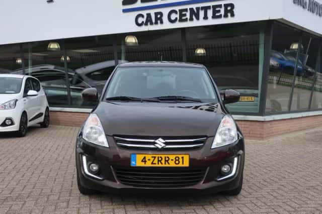 Suzuki Swift (2015) thumbnail 3