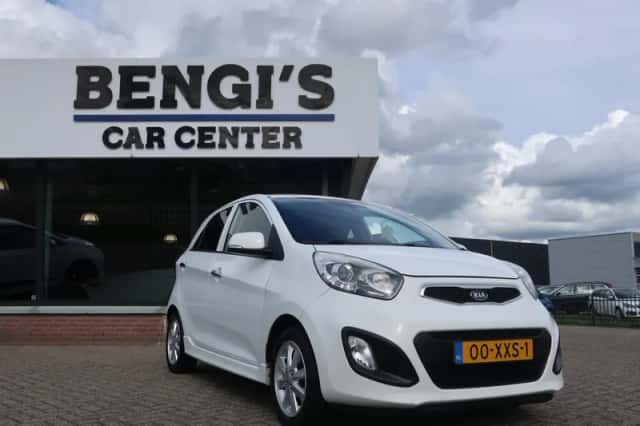 Kia Picanto (2012) thumbnail 5