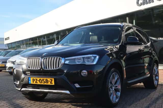 BMW X3 (2016) thumbnail 1