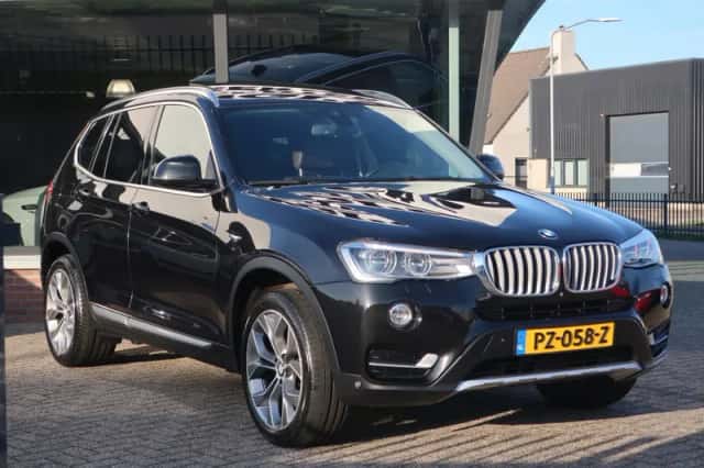 BMW X3 (2016) thumbnail 6