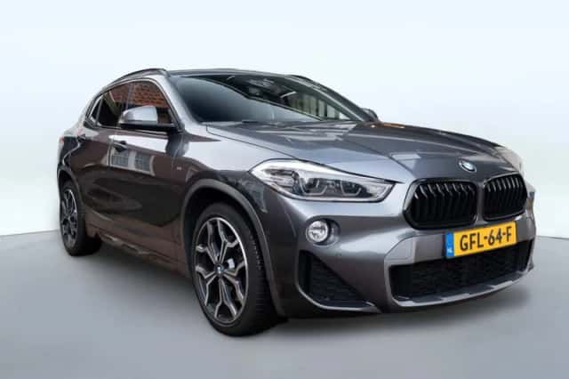 BMW X2 (2019) thumbnail 3