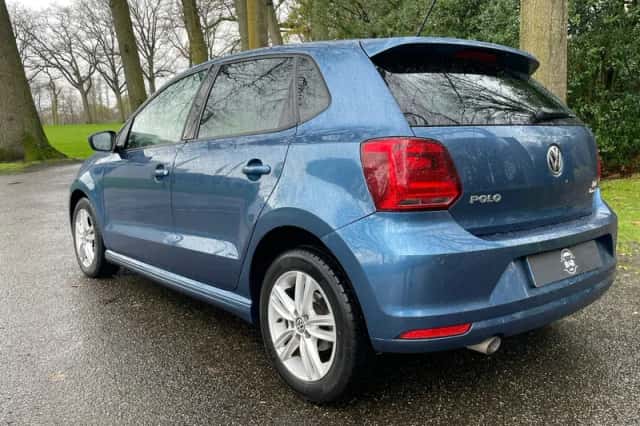 Volkswagen Polo (2015) thumbnail 3