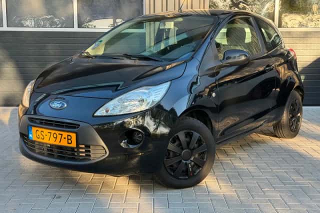 Ford Ka (2015) thumbnail 1