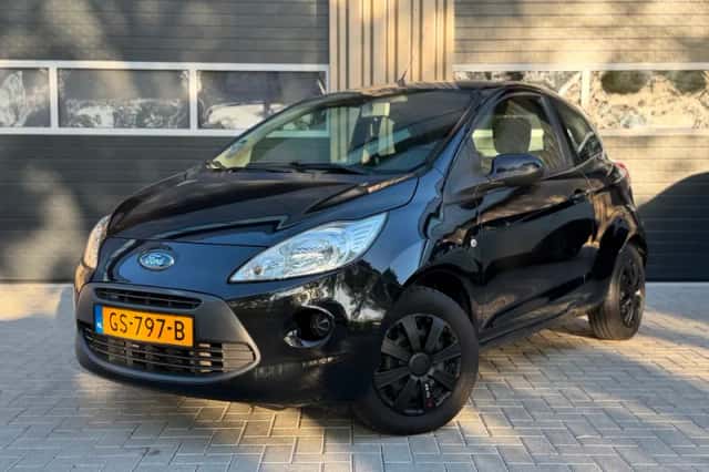 Ford Ka (2015) thumbnail 2