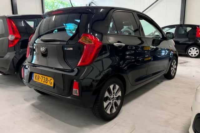 Kia Picanto (2016) thumbnail 4
