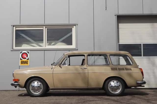 Volkswagen VARIANT (1972) thumbnail 4