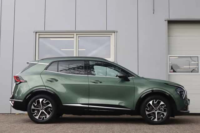 Kia Sportage (2025) thumbnail 4