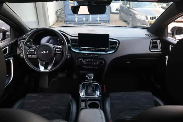 Kia Ceed (2025) thumbnail 5