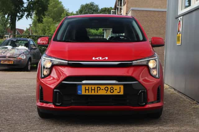 Kia Picanto (2025) thumbnail 5