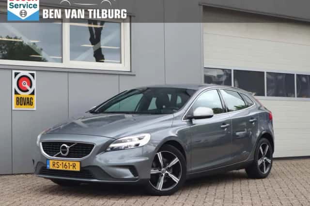 Volvo V40 (2018) thumbnail 1
