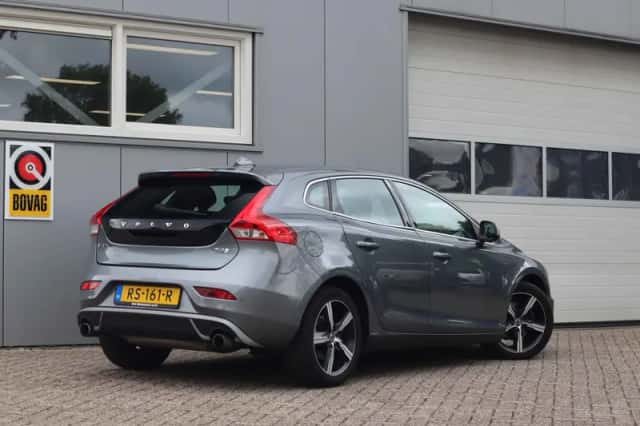 Volvo V40 (2018) thumbnail 5